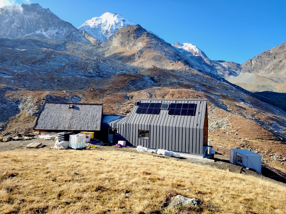 Nouveau refuge de Turia : un aspect discutable !